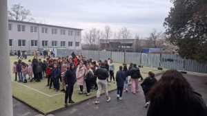 IMG-81b8b102c0a206a8b21ad4abfb947e84-V